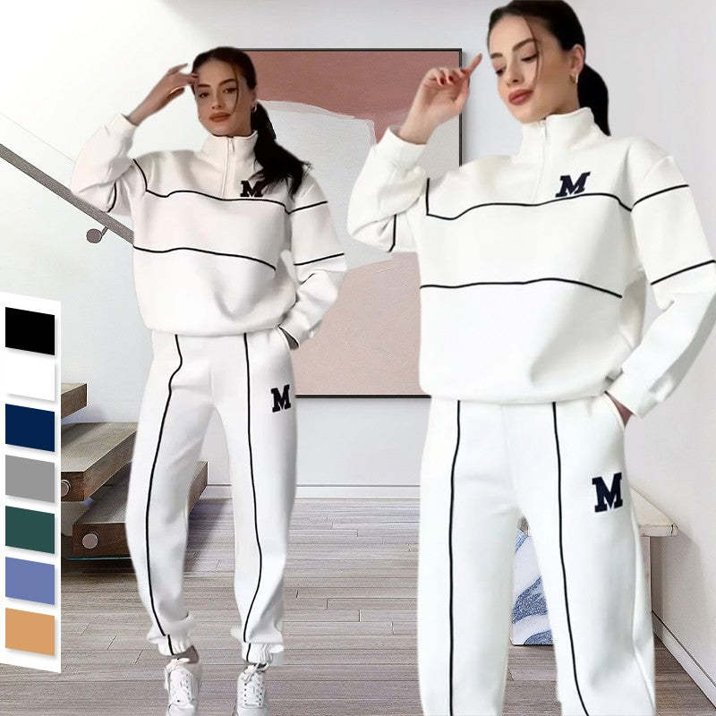 Womens Baggy Style Sweatsuit With Fine Finish