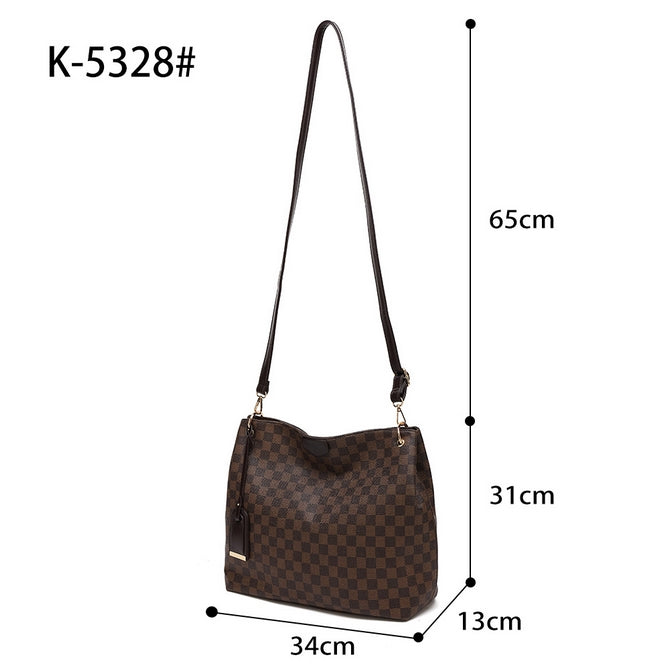 Elegant Checkered Slouch Bag