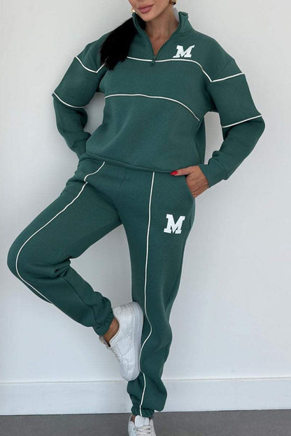 Womens Baggy Style Sweatsuit With Fine Finish
