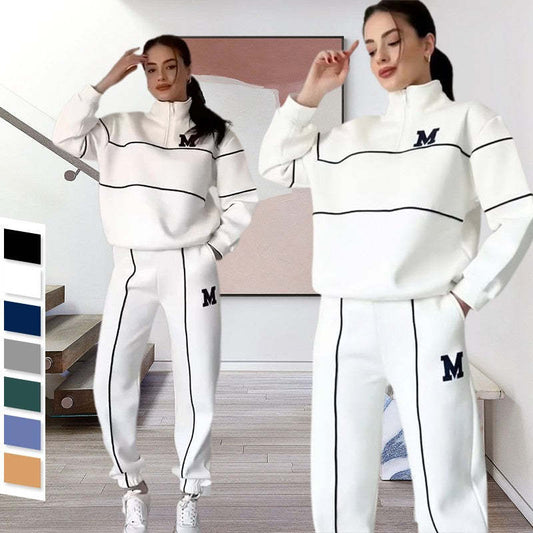 Womens Baggy Style Sweatsuit With Fine Finish