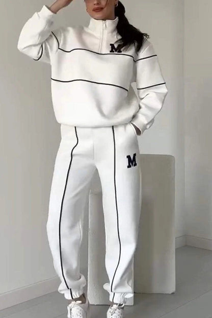 Womens Baggy Style Sweatsuit With Fine Finish